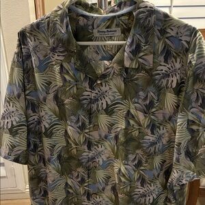 Classic Tommy Bahama floral menswear shirt, size XL